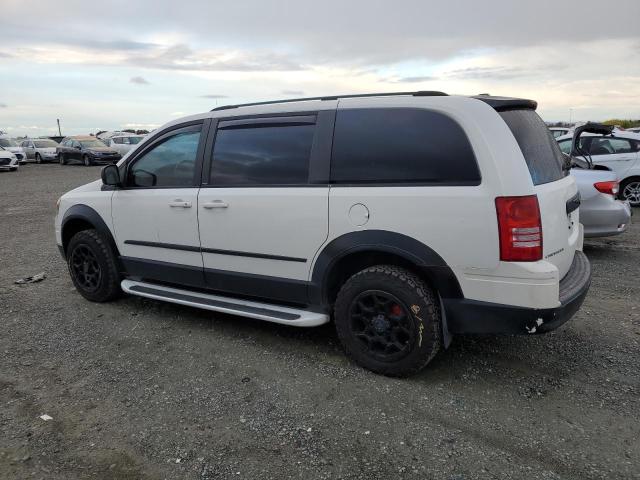 2A4RR5D1XAR491546 - 2010 CHRYSLER TOWN & COU TOURING WHITE photo 2