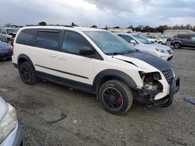 2A4RR5D1XAR491546 - 2010 CHRYSLER TOWN & COU TOURING WHITE photo 4