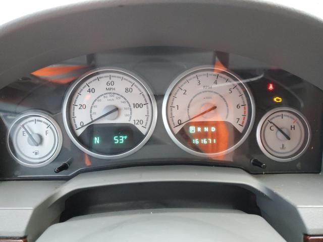 2A4RR5D1XAR491546 - 2010 CHRYSLER TOWN & COU TOURING WHITE photo 9