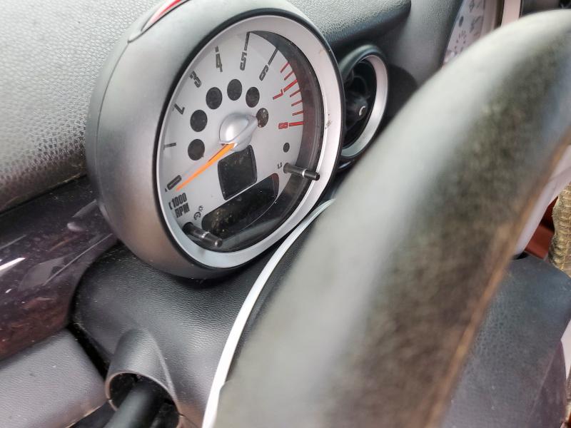 WMWMF73529TW82890 - 2009 MINI COOPER S SILVER photo 9