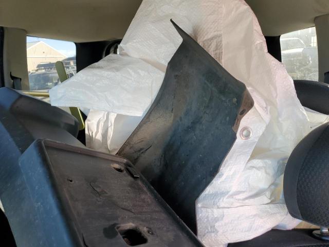 1J4GW48S44C329860 - 2004 JEEP GRAND CHER LAREDO 银色 照片 10