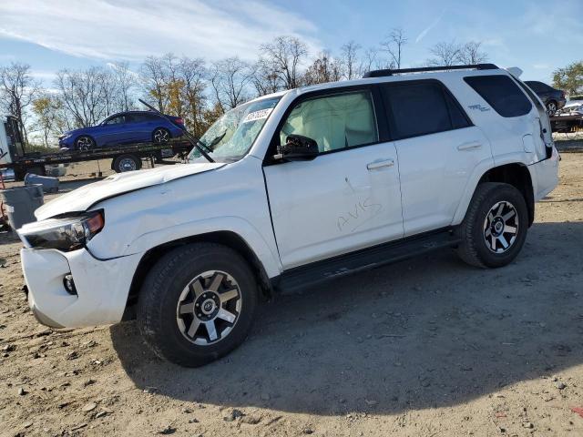 2024 TOYOTA 4RUNNER SR5/SR5 PREMIUM, 