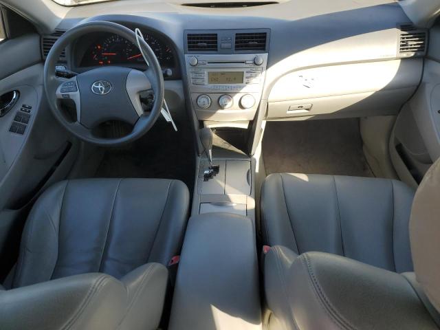 4T1BF3EK8BU675556 - 2011 TOYOTA CAMRY BASE GRAY photo 8