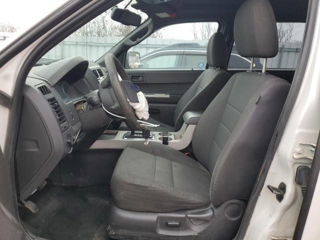 1FMCU9D7XCKA39891 - 2012 FORD ESCAPE XLT 白色 照片 7