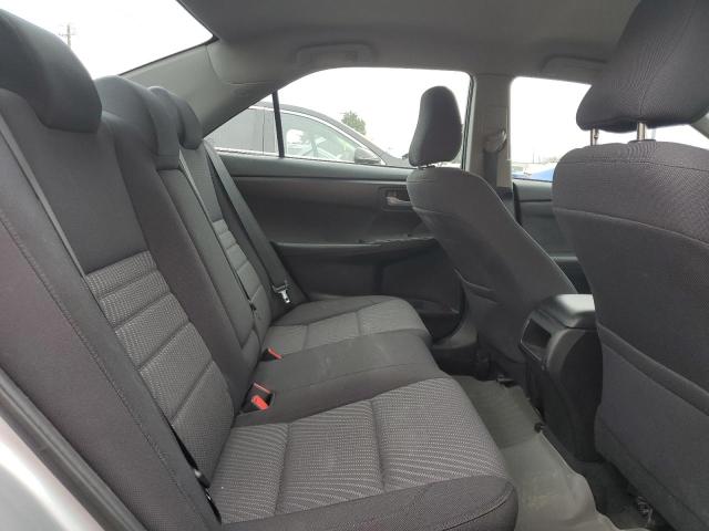 4T4BF1FK5GR523850 - 2016 TOYOTA CAMRY LE SILVER photo 10