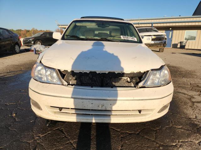 4T1BF28B1YU081566 - 2000 TOYOTA AVALON XL أبيض صورة 5