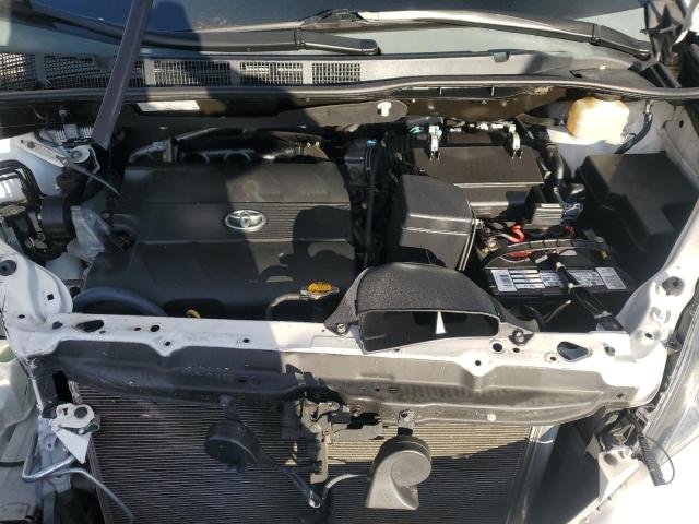 5TDKK3DC2FS566174 - 2015 TOYOTA SIENNA LE WHITE photo 12