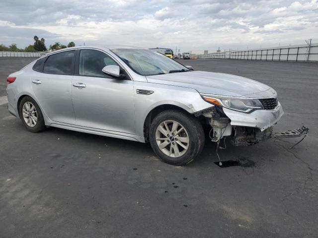 5XXGT4L33KG275544 - 2019 KIA OPTIMA LX SILVER photo 4