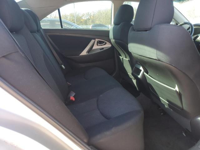 4T1BF3EK3BU230609 - 2011 TOYOTA CAMRY BASE SILVER photo 10