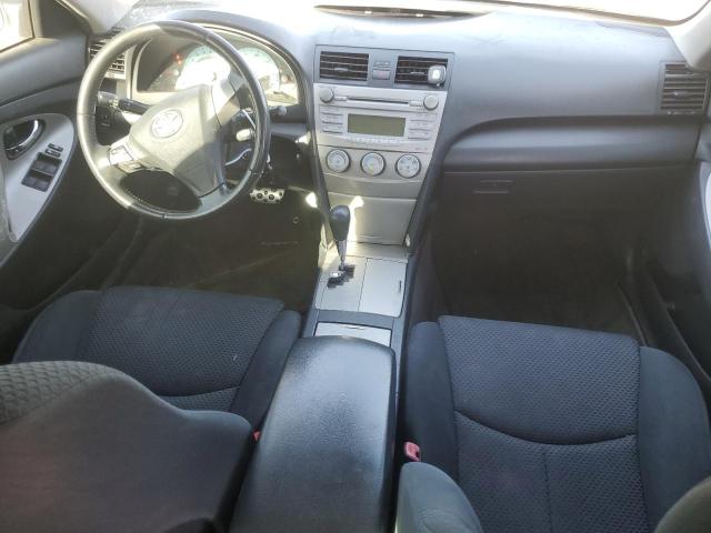 4T1BF3EK3BU230609 - 2011 TOYOTA CAMRY BASE SILVER photo 8