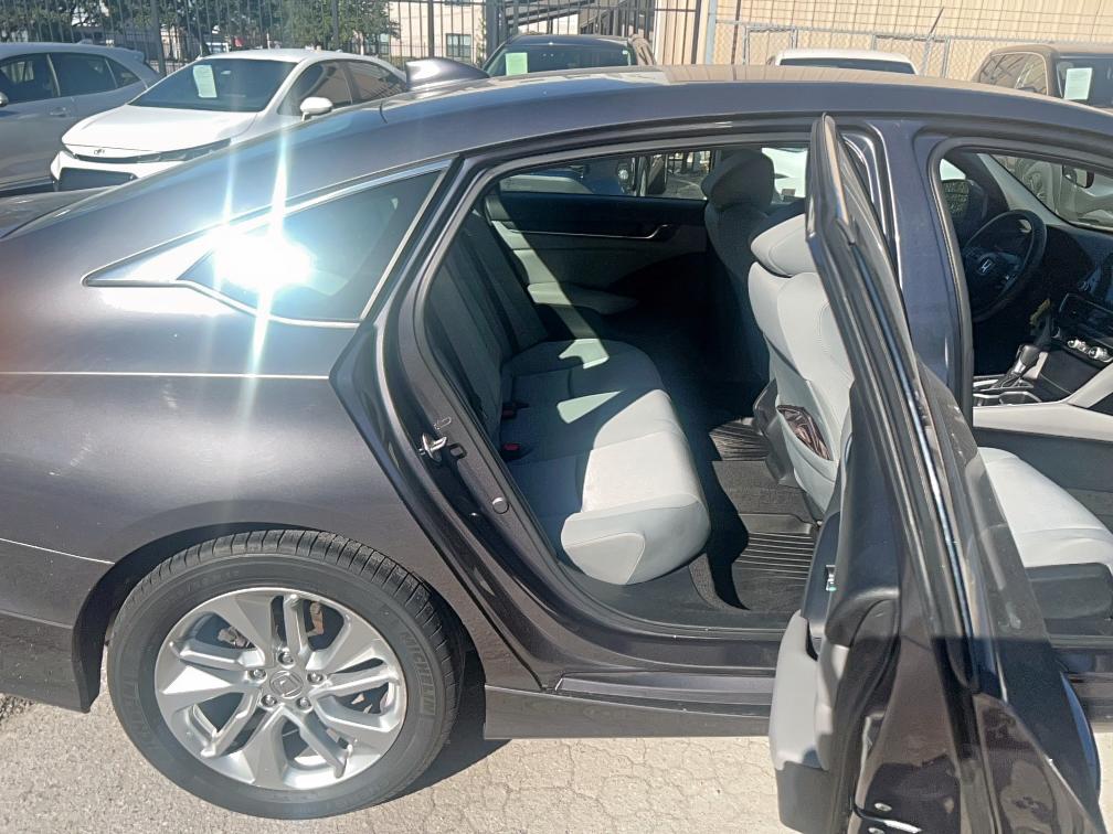 1HGCV1F14KA004331 - 2019 HONDA ACCORD LX GRAY photo 6