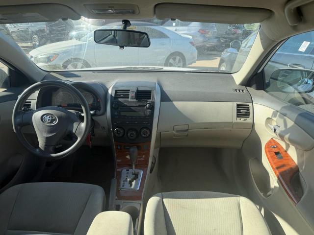 1NXBU40E39Z102202 - 2009 TOYOTA COROLLA BASE Weiß Foto 9