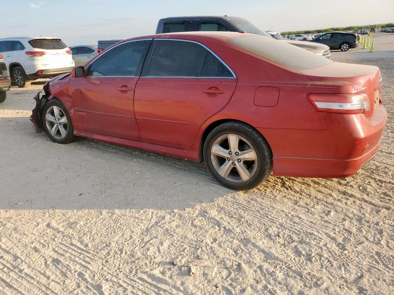 4T1BK3EK0BU126025 - 2011 TOYOTA CAMRY SE BURGUNDY photo 2