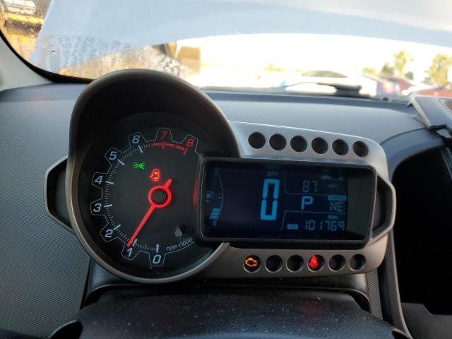 1G1JA6SH0D4238302 - 2013 CHEVROLET SONIC LS 银色 照片 9