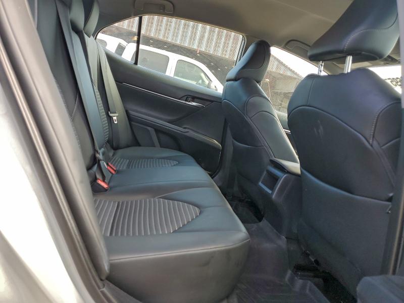 4T1G11AK6PU123897 - 2023 TOYOTA CAMRY SE NIGHT SHADE WHITE photo 10