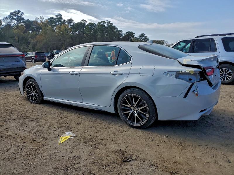 4T1G11AK6PU123897 - 2023 TOYOTA CAMRY SE NIGHT SHADE WHITE photo 2