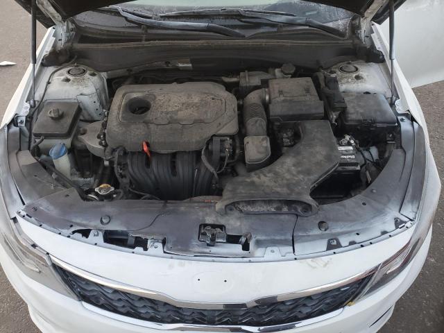 5XXGT4L38KG281078 - 2019 KIA OPTIMA LX WHITE photo 11