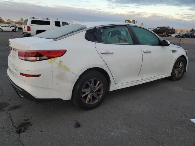 5XXGT4L38KG281078 - 2019 KIA OPTIMA LX WHITE photo 3