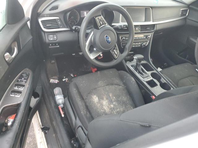 5XXGT4L38KG281078 - 2019 KIA OPTIMA LX WHITE photo 8