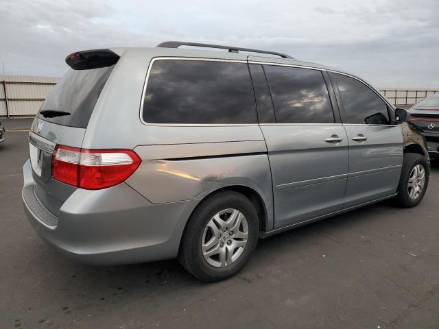 5FNRL38407B020591 - 2007 HONDA ODYSSEY EX SILVER photo 3