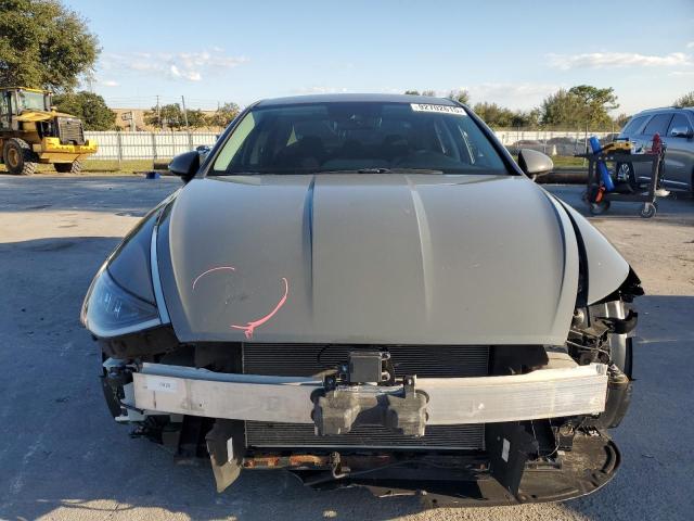 5NPEG4JA6MH118028 - 2021 HYUNDAI SONATA SE GRAY photo 5