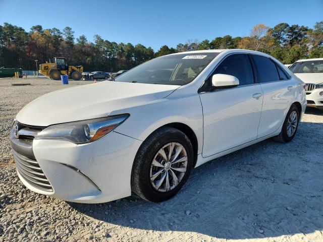 2015 TOYOTA CAMRY LE, 