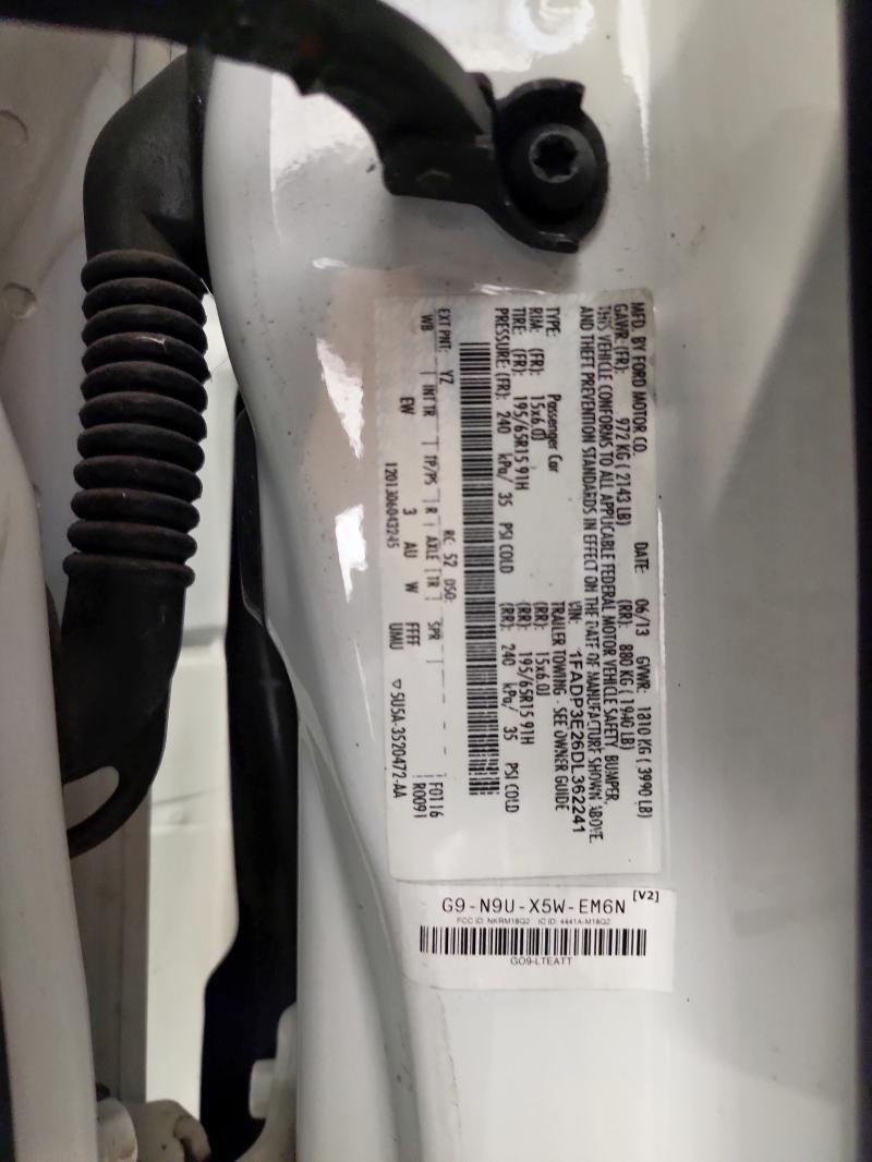 1FADP3E26DL362241 - 2013 FORD FOCUS S 白色 照片 12