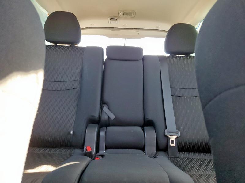 5N1AT2MT4JC731196 - 2018 NISSAN ROGUE S 白色 照片 10