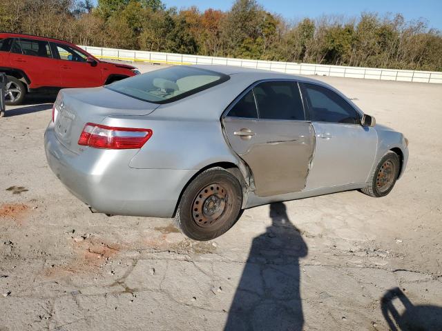 4T1BE46K07U592038 - 2007 TOYOTA CAMRY CE Серебристый фото 3