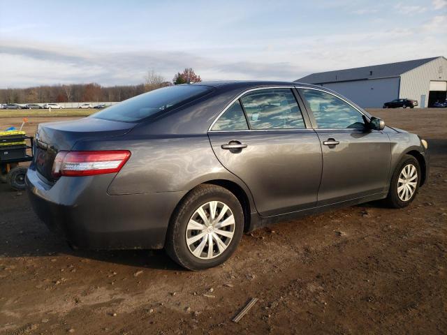 4T1BF3EK1AU106109 - 2010 TOYOTA CAMRY BASE GRAY photo 3