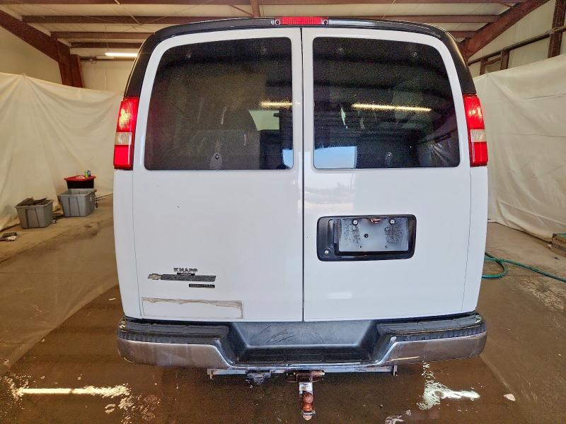 1GAZGYFG5D1116275 - 2013 CHEVROLET EXPRESS G3 LT WHITE photo 6
