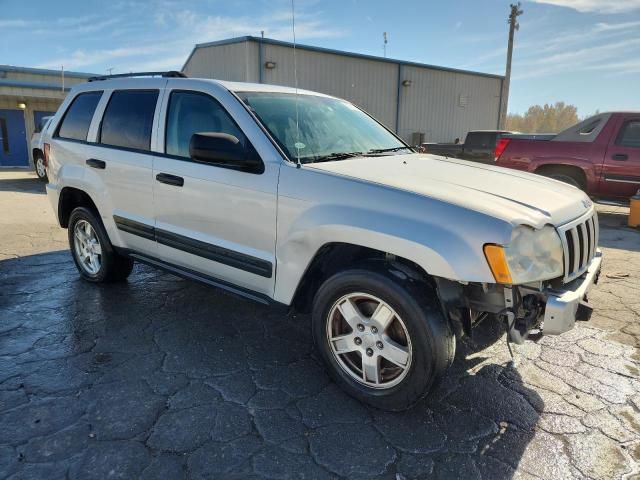 1J4GS48K66C177935 - 2006 JEEP GRAND CHER LAREDO ვერცხლისფერი ფოტო 4