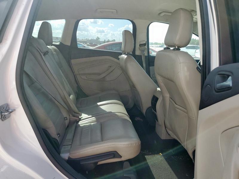 1FMCU0J96JUA70834 - 2018 FORD ESCAPE TITANIUM Белый фото 10