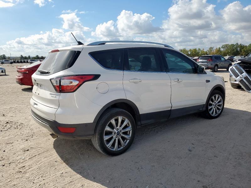 1FMCU0J96JUA70834 - 2018 FORD ESCAPE TITANIUM Белый фото 3