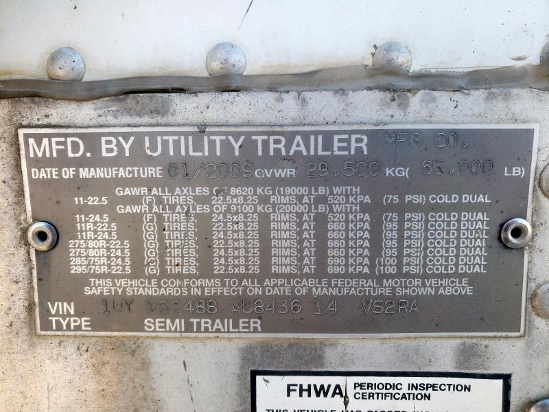 1UYVS2488AU843614 - 2010 UTILITY VS2RA WHITE photo 10