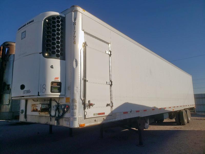 1UYVS2488AU843614 - 2010 UTILITY VS2RA WHITE photo 2