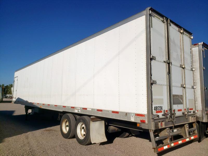 1UYVS2488AU843614 - 2010 UTILITY VS2RA WHITE photo 3