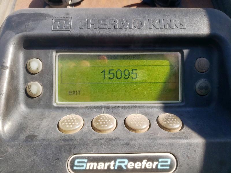 1UYVS2488AU843614 - 2010 UTILITY VS2RA WHITE photo 8