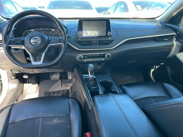 1N4BL4CV6KC186911 - 2019 NISSAN ALTIMA SR WHITE photo 9