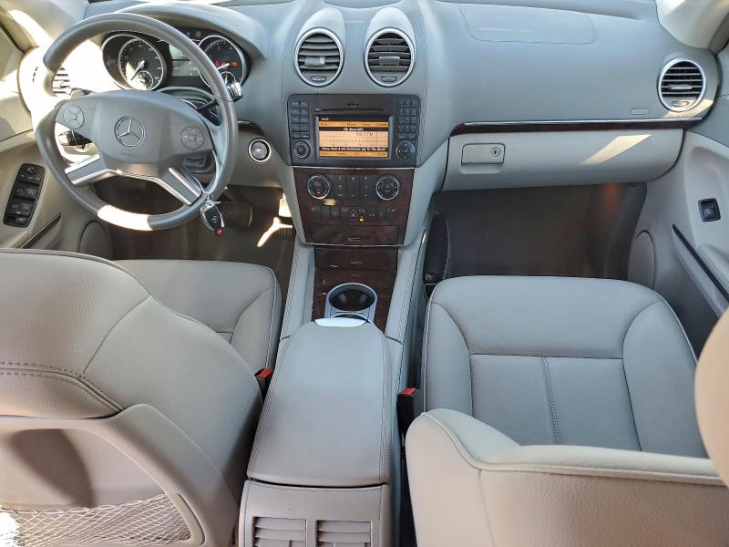 4JGBF7BE6AA611425 - 2010 MERCEDES-BENZ GL 450 4MATIC WHITE photo 8