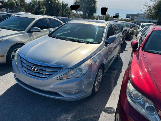 5NPEC4AC9DH589037 - 2013 HYUNDAI SONATA SE SILVER photo 2