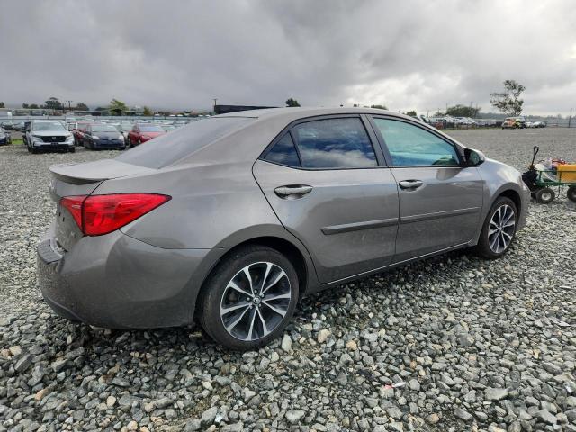 5YFBURHEXKP885642 - 2019 TOYOTA COROLLA L GRAY photo 3