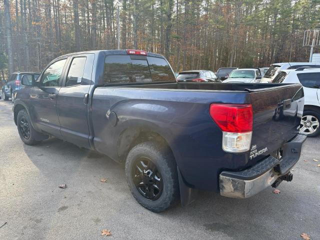 5TFUM5F12BX02130 - 2011 TOYOTA TUNDRA DOUBLE CAB SR5 BLUE photo 3