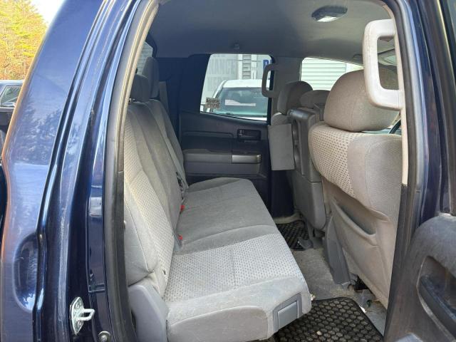 5TFUM5F12BX02130 - 2011 TOYOTA TUNDRA DOUBLE CAB SR5 BLUE photo 6