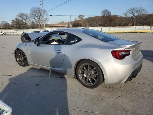JF1ZNAA18E8701860 - 2014 TOYOTA SCION FR-S SILVER photo 2