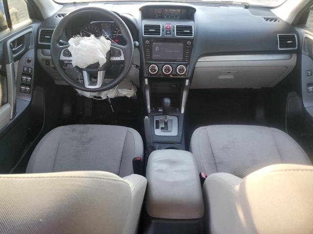 JF2SJAGC2HH568065 - 2017 SUBARU FORESTER 2.5I PREMIUM WHITE photo 8