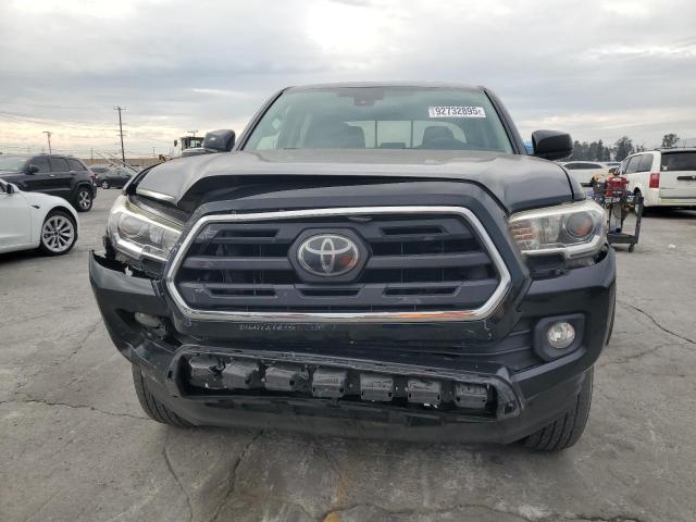 3TMBZ5DN8JM017158 - 2018 TOYOTA TACOMA DOUBLE CAB Qara foto 5