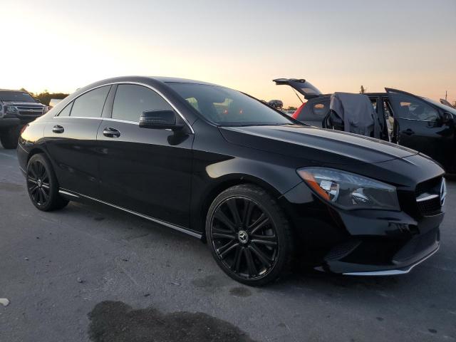 WDDSJ4EB6JN606761 - 2018 MERCEDES-BENZ CLA 250 Negro foto 4