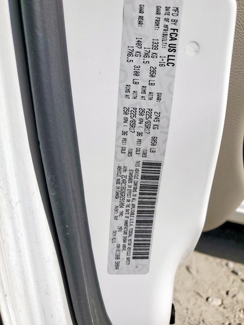 2C4RC1BG9GR291094 - 2016 CHRYSLER TOWN & COU TOURING WHITE photo 13