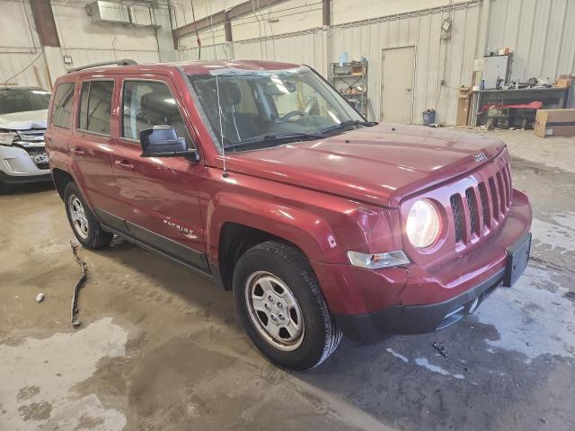 1C4NJRBB6HD138216 - 2017 JEEP PATRIOT SPORT წითელი ფოტო 4